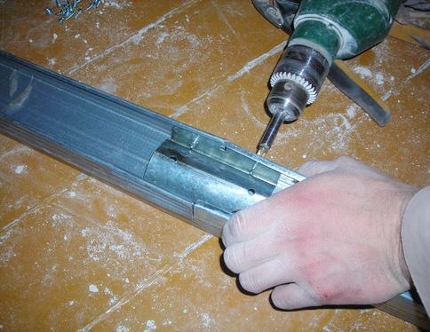 Двухуровневые потолки из гипсокартона своими руками. Этапы изготовление двухуровневого гипсокартонного потолка